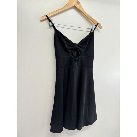 B DARLIN Dress Size 9/10 Black Stretch Cut Out Zippered Adjustable Straps - Picture 5 of 7